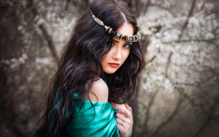 Gothic fantasy portrait green dress - fantasy style free wallpaper