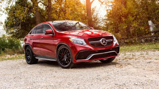 Red mercedes maximalism detailed nature - maximalism free wallpaper