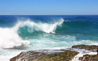 Wave rocky shore ocean sky - fitz hugh lane free wallpaper
