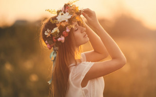 Woman flowercrown sunset outdoors profile - a flower crown free wallpaper