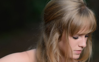 Woman long hair cellphone flower - she free wallpaper