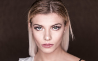 Eszter blonde blue eyes portrait - blonde hair free wallpaper for desktop