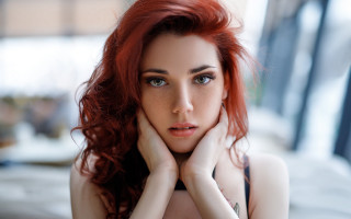 Red hair woman posing rococo - free portrait wallpaper for desktop