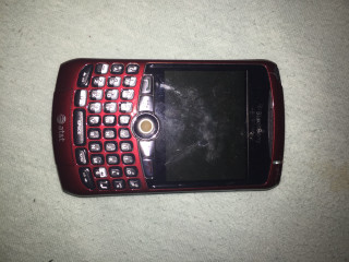 Red cellphone white table black - esao free wallpaper for desktop