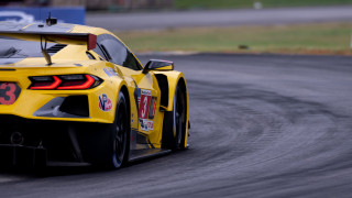 Yellow sports car race track 12 - the back of its free wallpaper for desktop