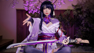 Purple woman sword flower kimono - a purple outfit holding free wallpaper