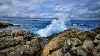 Wave rocks ocean cloudy sky - rock free wallpaper