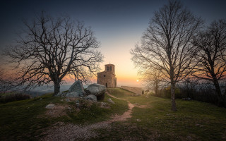 Small tower hill autumn sunset - diego gisbert llorens free wallpaper for desktop