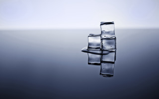 Ice cubes reflection 3d render - a surface of water free wallpaper