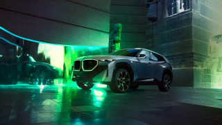 Futuristic car city night green - the side of the car free wallpaper