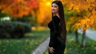 Woman black dress park autumn - the park free wallpaper