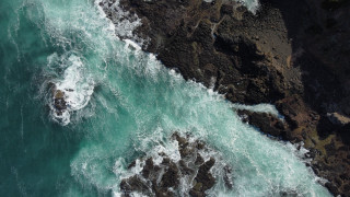 Rocky coastline waves ocean night - a rocky coastline free wallpaper