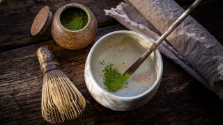 Wooden table green powder whisk - asai chū free wallpaper for desktop