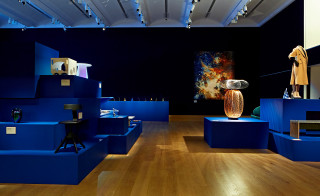 Blue furniture wooden floor painting - arte povera free wallpaper