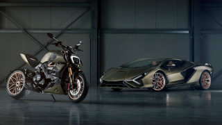 Motorcycle sportscar garage darkwall digital - hyper detail free wallpaper