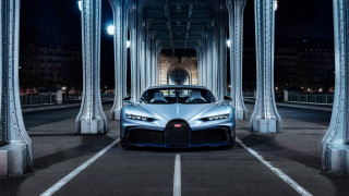 Bugatti parking lot night tiltshift - the side of the car free wallpaper