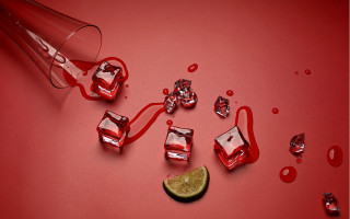 Lime ice red water droplets - christian w. staudinger free wallpaper