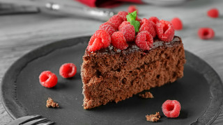 Chocolate cake raspberries plate fork - a fork and spoon free wallpaper