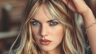 Blonde blueeyes photorealistic portrait jewelry - blue eye and blonde hair free wallpaper