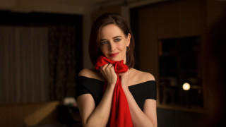Woman smiling red scarf jewelry - a red scarf free wallpaper for desktop