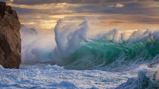 Large wave cliff sunset person - the cliff free wallpaper