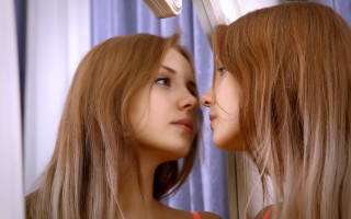 Mirror reflection two women eyelash - two woman free wallpaper for desktop