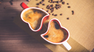 Coffee hearts table beans spoon - two cup of coffee free wallpaper