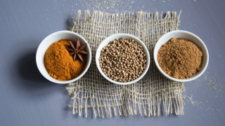 Spices bowls spoon cinnamon moon - professional free wallpaper