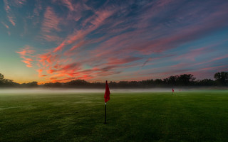 Red umbrella sunset hudson river - a red umbrella free wallpaper
