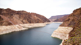 Mountain lake bridge fishing rod - christo free wallpaper