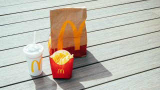 Mcdonalds bag drink wooden table - a deck free wallpaper