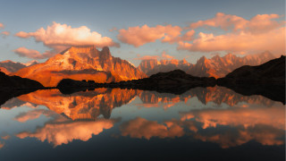 Mountain lake reflection clouds sky - a reflection of the mountain free wallpaper