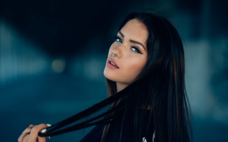 Aramenta dianthe vail black hair 3 - a black object free wallpaper