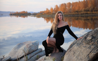 Woman black dress lake rock - a lake free wallpaper
