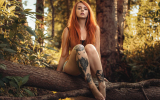 Red haired woman tattoo forest - tattoo free wallpaper