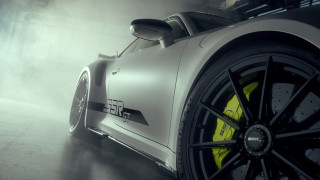 Car yellow wheels foggy black - a black tire free wallpaper