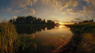 Sunset lake grassy trees clouds - wide angle len free wallpaper for desktop