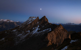 Mountain moon snowy horizon lake - caspar wolf free wallpaper