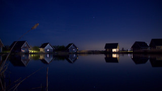 Lake houses fullmoon night art - daarken free wallpaper