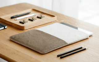 Wooden table notebook pen tablet - a wooden table free wallpaper for desktop