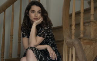 Woman sitting staircase black hair - a wooden staircase free wallpaper