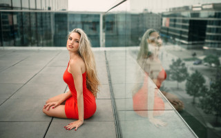 Red dress woman reflection rooftop - free rain wallpaper