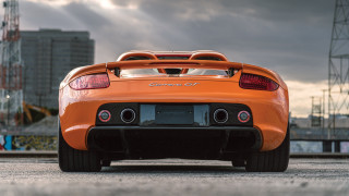 Sports car city street cloud - a city street free wallpaper for desktop