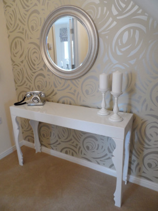 White table mirror candles wallpapered - a room free wallpaper for mobile