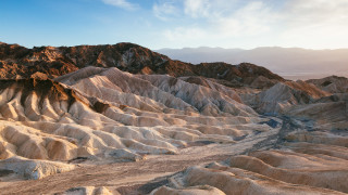 Mountain range river cloudy sky 5 - a few mountain free wallpaper for desktop
