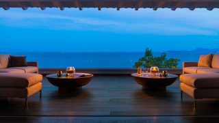 Living room ocean night candles 2 - symmetrical balance free wallpaper for desktop