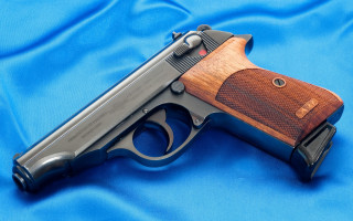 Gun wooden barrel blue cloth - 30mm free wallpaper