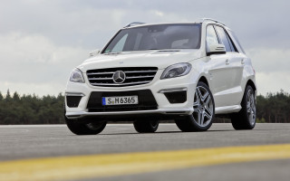 White mercedes mlx suv road - free cars wallpaper