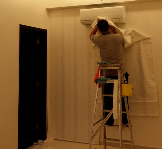 Man ladder fixing air conditioner - temporary art free wallpaper for tablet