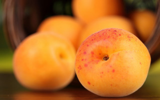 Peach macro basket blurry depth - boetius adamsz bolswert free wallpaper for desktop